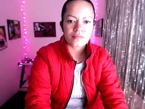 Cristal w online show from 01/31/25, 12:29