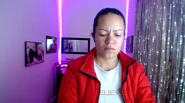 Cristal w online show from 03/07/25, 04:22