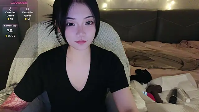 Jennie-007 online show from 10/25/25, 12:13