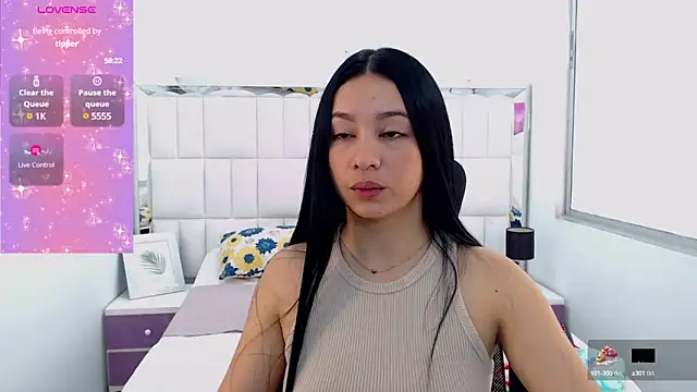 Snapshot of Lila_Pinky chatting on 03/01/25, 05:05 Lila Pinky online show from 03/01/25, 05:05