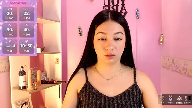 Snapshot of Lila_Pinky chatting on 03/10/25, 02:05 Lila Pinky online show from 03/10/25, 02:05