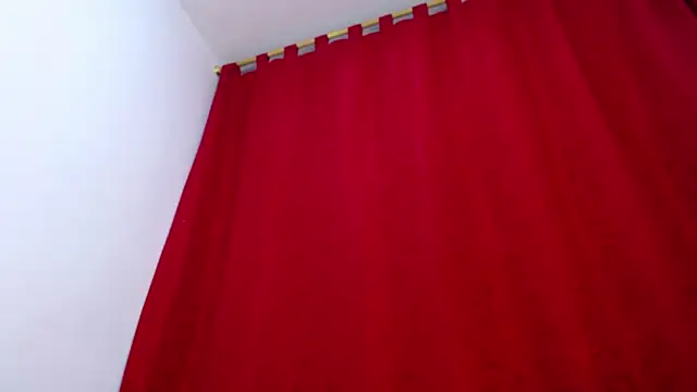 Snapshot of Lila_Pinky chatting on 03/22/25, 08:37 Lila Pinky online show from 03/22/25, 08:37