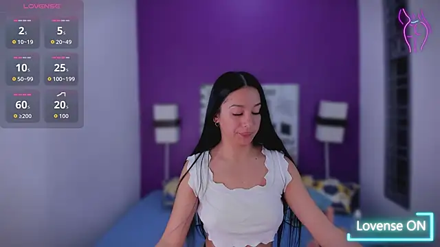 Snapshot of Lila_Pinky chatting on 09/10/25, 03:23 Lila Pinky online show from 09/10/25, 03:23