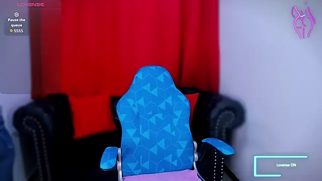 Snapshot of Lila_Pinky chatting on 09/15/25, 12:27 Lila Pinky online show from 09/15/25, 12:27