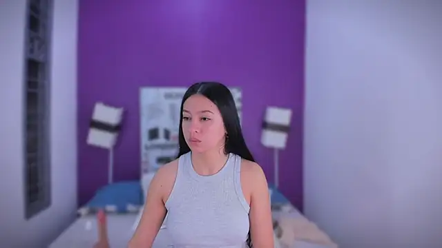 Snapshot of Lila_Pinky chatting on 09/19/25, 12:06 Lila Pinky online show from 09/19/25, 12:06