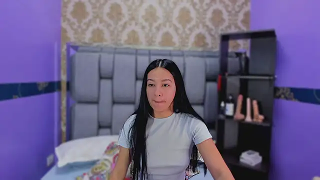 Snapshot of Lila_Pinky chatting on 10/20/25, 12:16 Lila Pinky online show from 10/20/25, 12:16