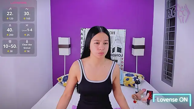 Snapshot of Lila_Pinky chatting on 10/26/25, 11:49 Lila Pinky online show from 10/26/25, 11:49