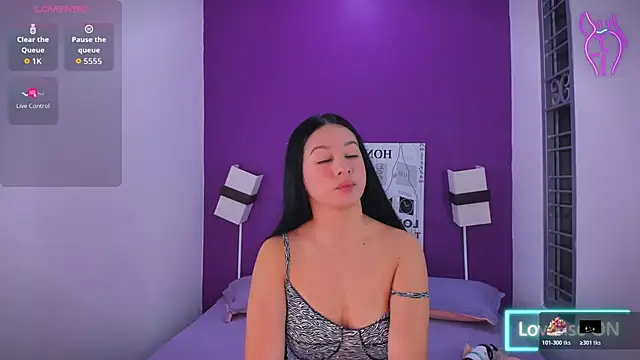 Snapshot of Lila_Pinky chatting on 11/06/25, 01:12 Lila Pinky online show from 11/06/25, 01:12