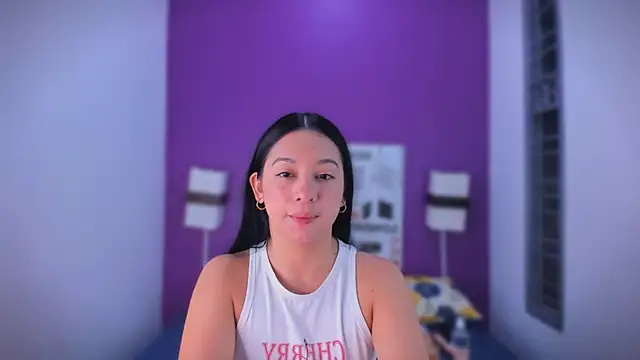 Snapshot of Lila_Pinky chatting on 11/10/25, 12:48 Lila Pinky online show from 11/10/25, 12:48