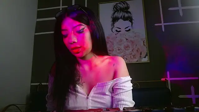 Ey im simone online show from 11/15/25, 08:38