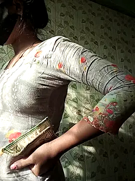 Anusri- online show from 02/15/25, 10:00