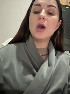 Snapshot of ellie_ssexy chatting on 10/30/25, 08:20 ellie ssexy online show from 10/30/25, 08:20