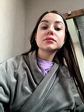 Snapshot of ellie_ssexy chatting on 11/08/25, 05:18 ellie ssexy online show from 11/08/25, 05:18