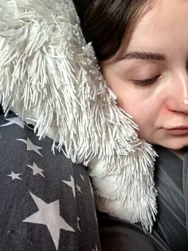 Snapshot of ellie_ssexy chatting on 11/09/25, 05:17 ellie ssexy online show from 11/09/25, 05:17