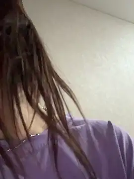 Snapshot of ellie_ssexy chatting on 11/15/25, 09:11 ellie ssexy online show from 11/15/25, 09:11