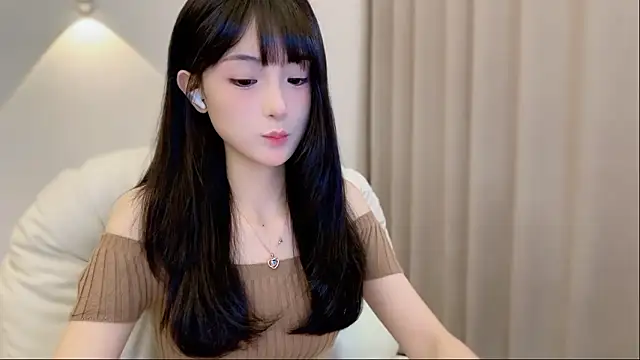 Snapshot of SHUIshui_ chatting on 10/03/25, 09:17 SHUIshui online show from 10/03/25, 09:17