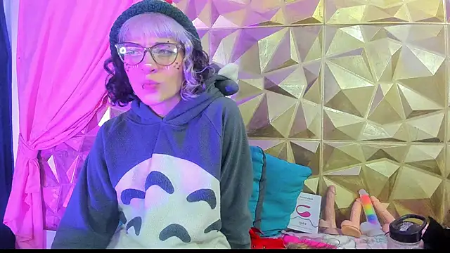 neeko princes online show from 12/23/24, 03:23