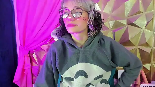 neeko princes online show from 02/02/25, 03:28