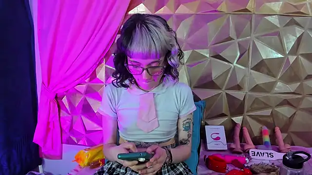 neeko princes online show from 02/10/25, 03:32