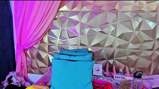 neeko princes online show from 02/13/25, 12:11