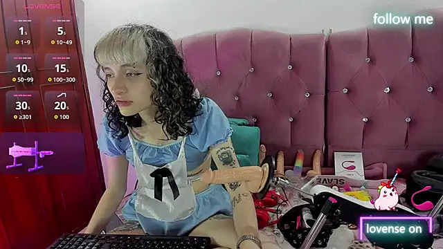 neeko princes online show from 10/24/25, 12:45