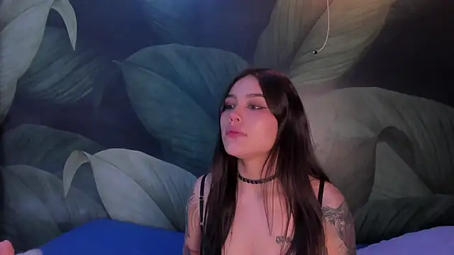 Snapshot of sweett_dirty chatting on 01/03/25, 03:33 sweett dirty online show from 01/03/25, 03:33