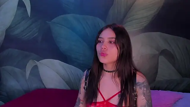 Snapshot of sweett_dirty chatting on 02/03/25, 03:27 sweett dirty online show from 02/03/25, 03:27