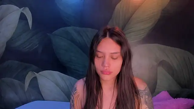 Snapshot of sweett_dirty chatting on 02/15/25, 12:22 sweett dirty online show from 02/15/25, 12:22