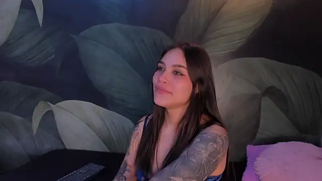 Snapshot of sweett_dirty chatting on 03/21/25, 06:29 sweett dirty online show from 03/21/25, 06:29