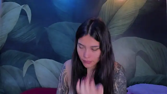 Snapshot of sweett_dirty chatting on 10/30/25, 12:28 sweett dirty online show from 10/30/25, 12:28