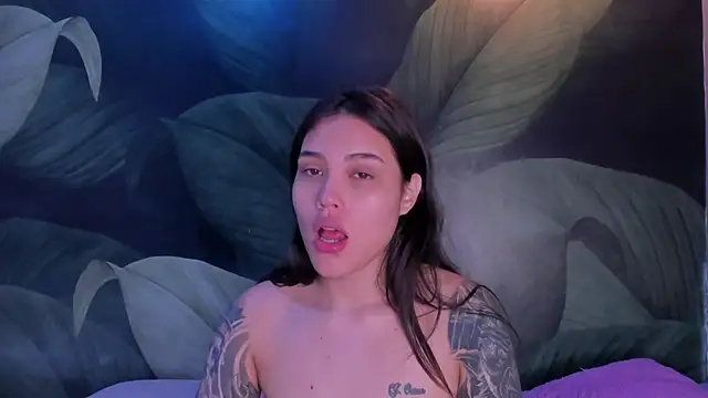 Snapshot of sweett_dirty chatting on 11/25/25, 12:27 sweett dirty online show from 11/25/25, 12:27