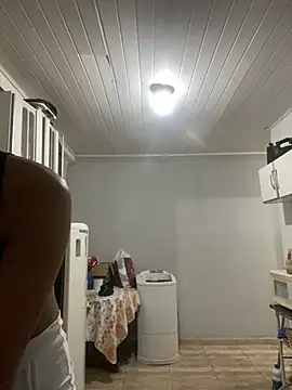 Snapshot of mariy_ chatting on 02/12/25, 11:30 mariy online show from 02/12/25, 11:30