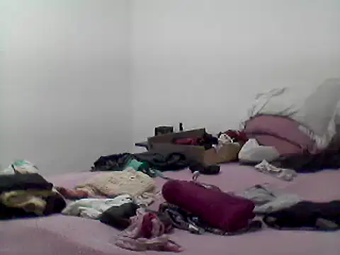 Snapshot of mariy_ chatting on 03/22/25, 01:32 mariy online show from 03/22/25, 01:32