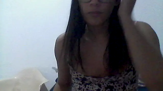 Snapshot of mariy_ chatting on 10/03/25, 01:02 mariy online show from 10/03/25, 01:02