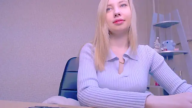 Snapshot of AliceFire_ chatting on 02/12/25, 07:23 AliceFire online show from 02/12/25, 07:23