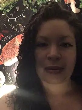 ShaeVictoria online show from 10/12/25, 02:10