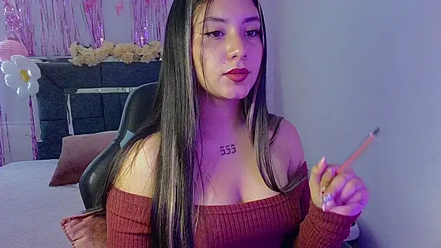 Lia 14  online show from 10/16/25, 06:09