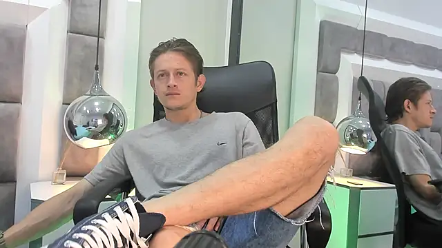 AnthonyAlso online show from 10/08/25, 08:17