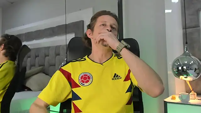 AnthonyAlso online show from 11/04/25, 09:03