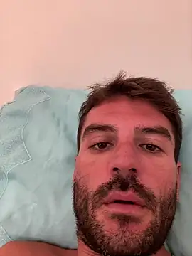 Snapshot of bruno106969 chatting on 03/16/25, 04:09 bruno106969 online show from 03/16/25, 04:09