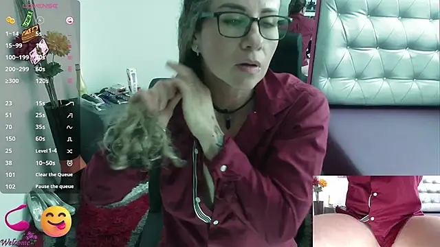 ViickySexy online show from 02/11/25, 07:38