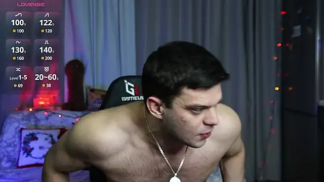 Snapshot of danielkraigforu chatting on 01/15/25, 04:11 danielkraigforu online show from 01/15/25, 04:11