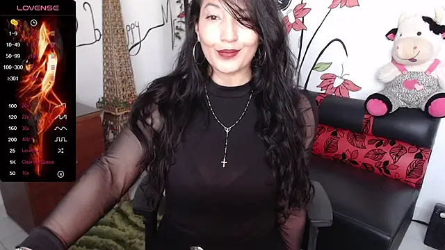 Snapshot of Roxanne_Ssummers chatting on 12/03/24, 02:49 Roxanne Ssummers online show from 12/03/24, 02:49