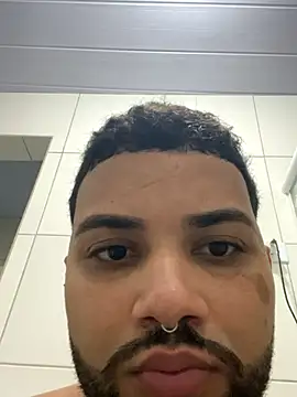 EuuupravcS2 online show from 11/19/25, 11:27