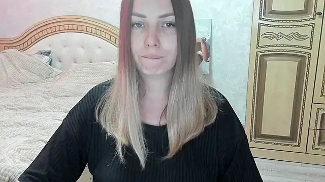 Snapshot of Mia_shy1 chatting on 10/27/25, 07:34 Mia shy1 online show from 10/27/25, 07:34