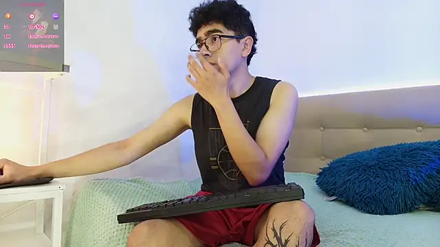  nickconnor01 online show from 11/21/25, 11:47