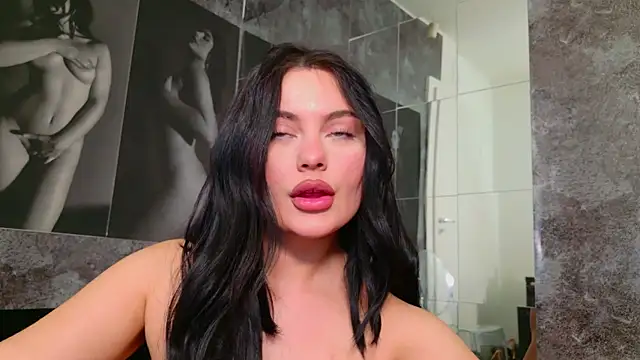 Snapshot of celia_chanel chatting on 02/03/25, 09:30 celia chanel online show from 02/03/25, 09:30