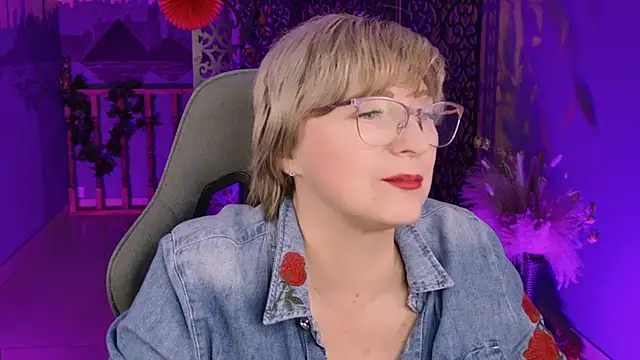 sugar vivien online show from 12/15/24, 01:22