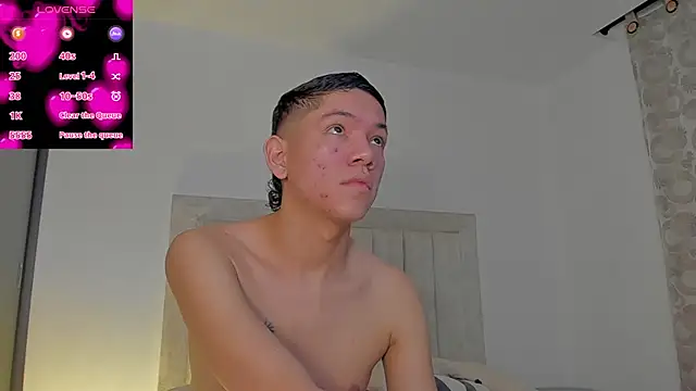 JulianRose 1 online show from 10/12/25, 08:35