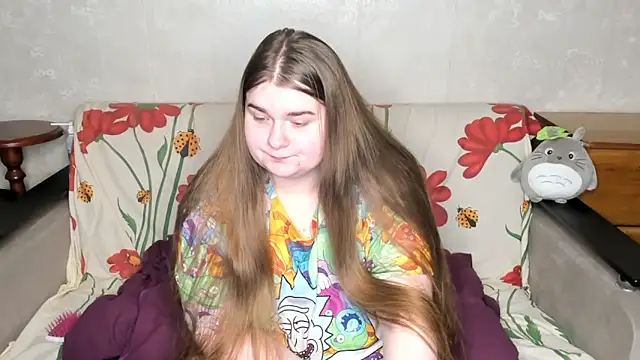 Snapshot of Aushpana chatting on 02/11/25, 09:53 Aushpana online show from 02/11/25, 09:53